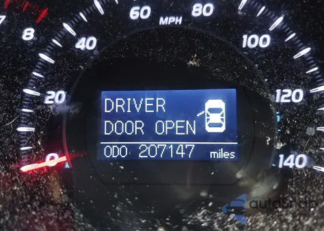 2011 Toyota Camry Xle z USA, uszkodzony, nr VIN 4T4BF3EK9BR115826